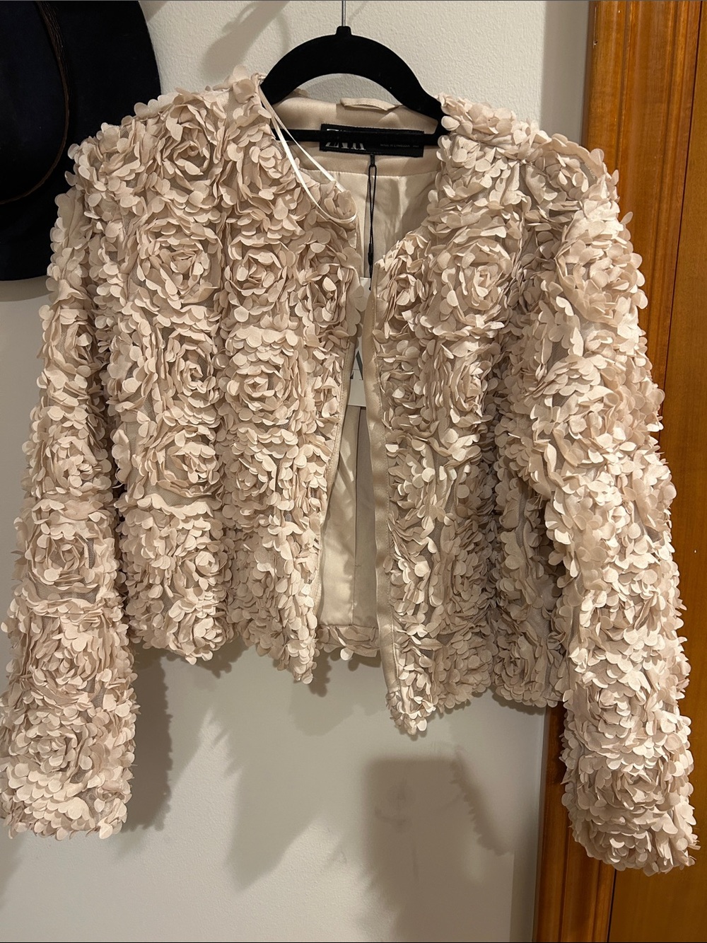 Zara Beige Floral Appliqué Cropped Jacket
